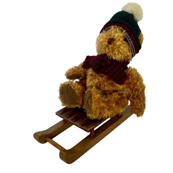 Russ Brand Alpine Lodge Sled Bear. 7”. Pre Owned - Picture 1 of 2